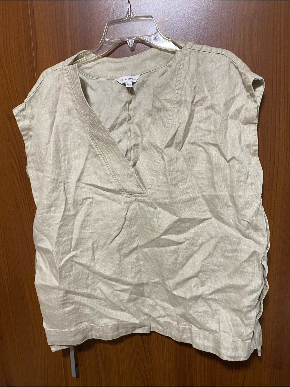 Banana Republic Light Beige Linen Boho Sleeveless V-neck Summer Vacation Top XL